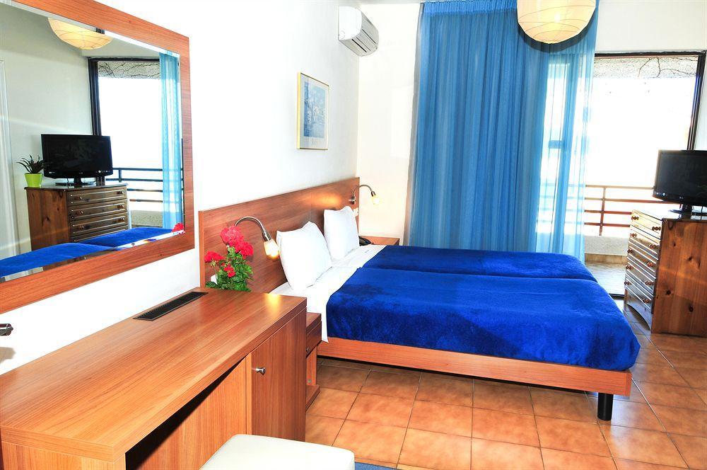 Lido Hotel Xylokastro Exterior photo